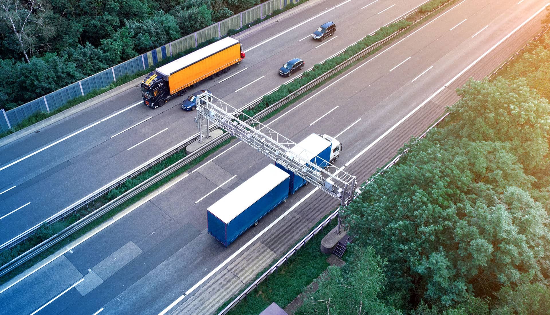 lkw auf straße lkw auf straße