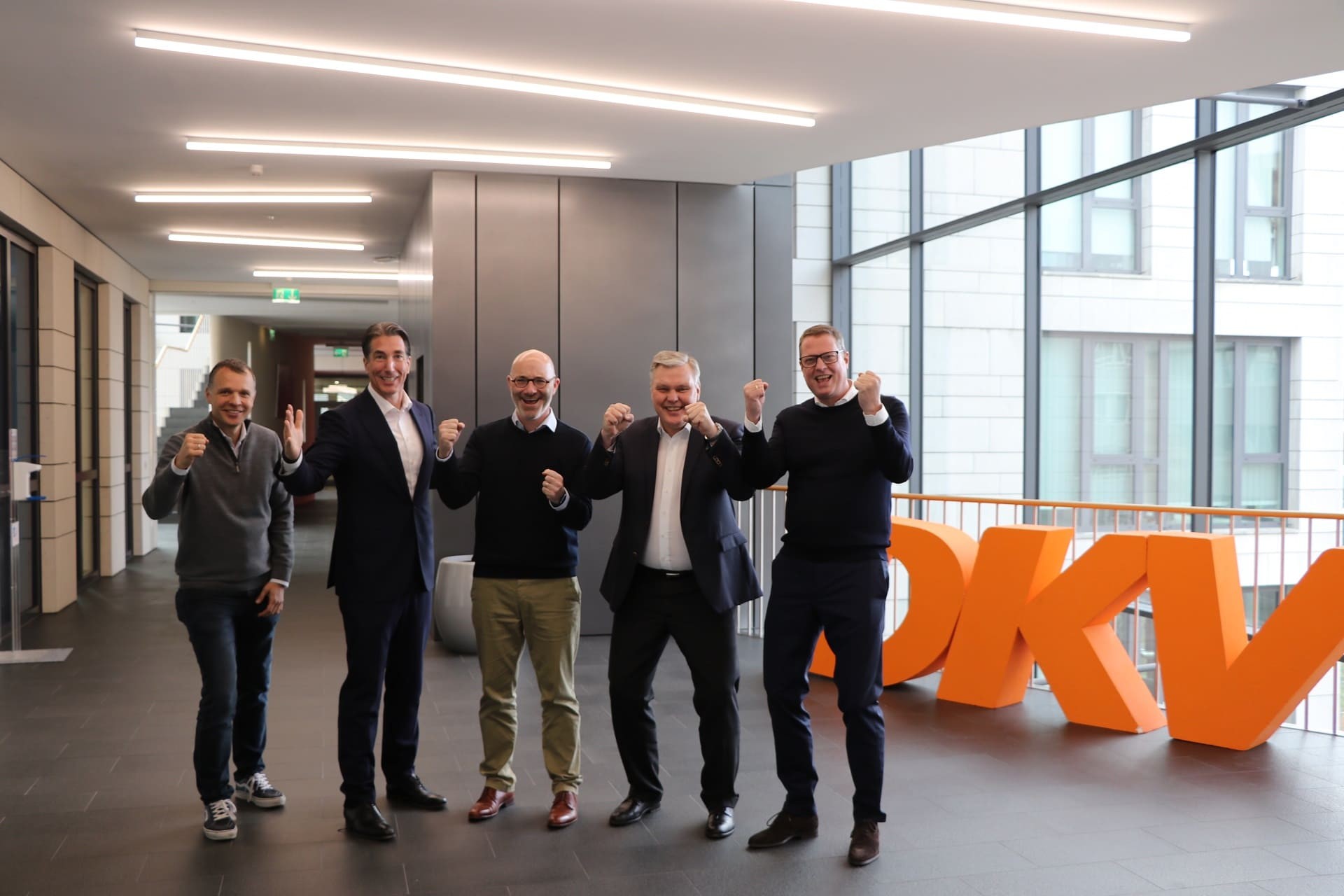 LIS and DKV management LIS and DKV management