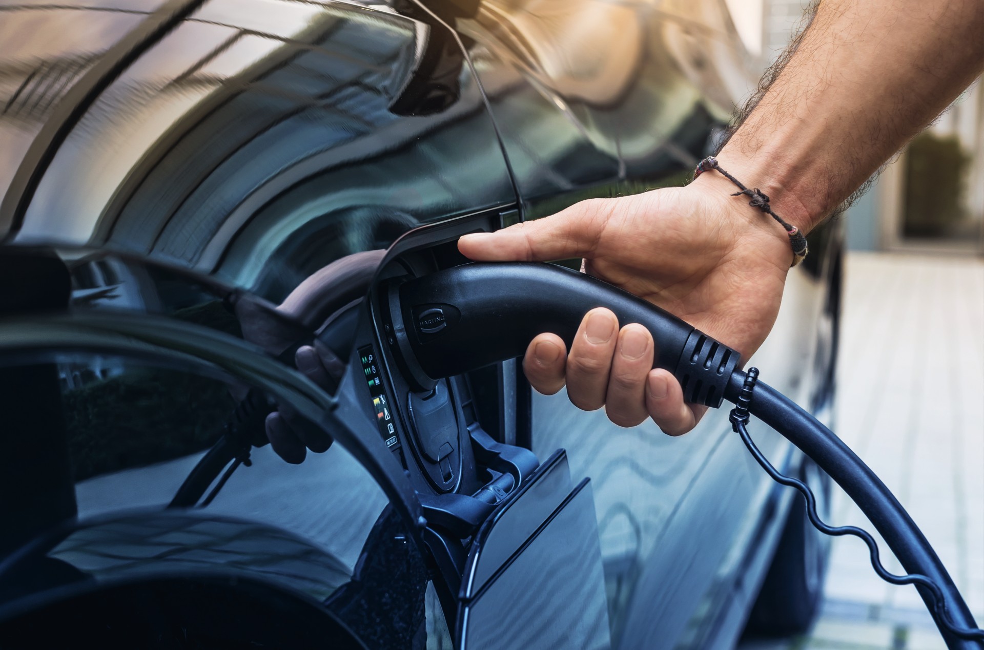 DKV Mobility bindet Ladestationen von Applegreen Electric ein DKV Mobility bindet Ladestationen von Applegreen Electric ein