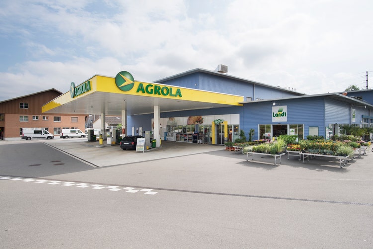 DKV Mobility erweitert Akzeptanznetz in der Schweiz mit AGROLA